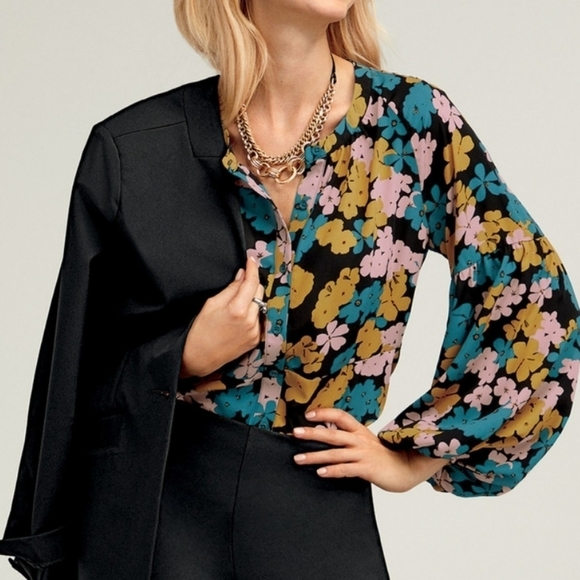 Cabi Blouse 4158 Size XS Button Up Floral Long Sleeve Blue Pink Yellow Black - Picture 2 of 10